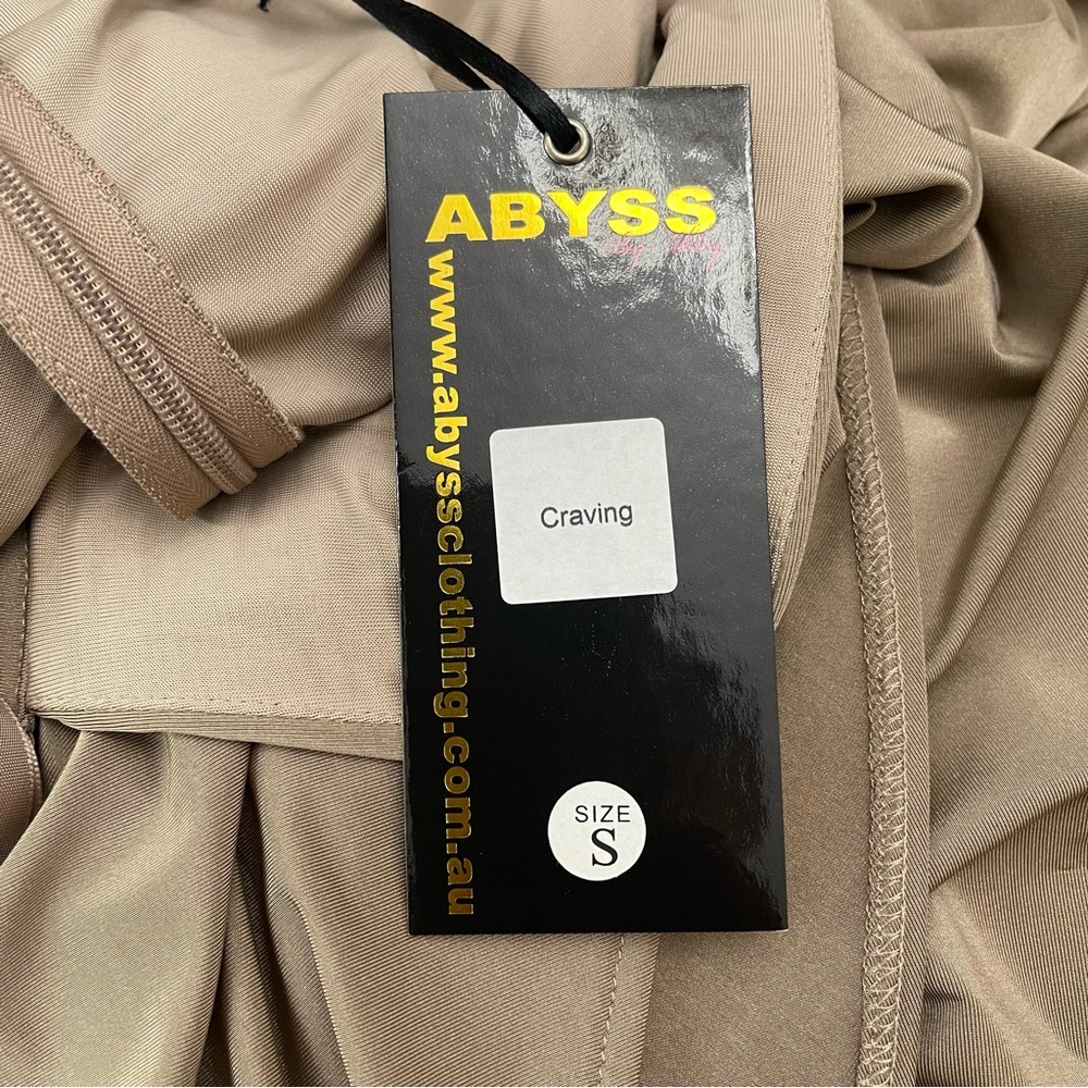 NWT ABYSS Craving Side Cut Out Maxi Dress Sz S - Picture 9 of 9